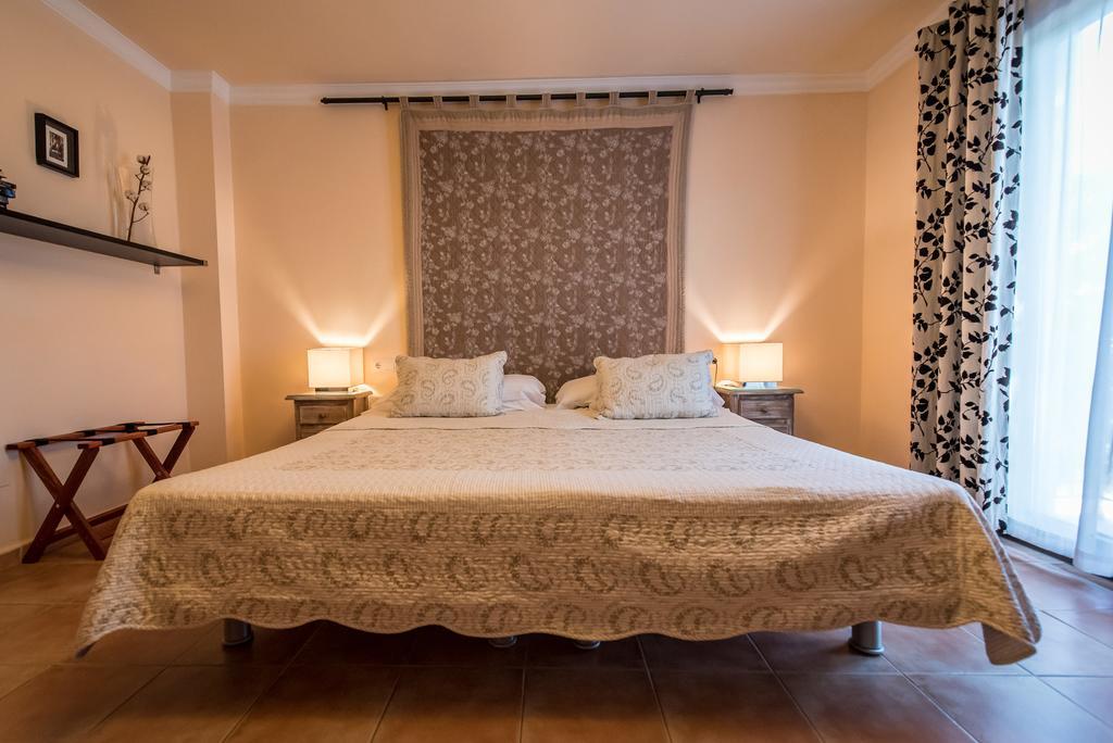 Double or Twin Room Balcony