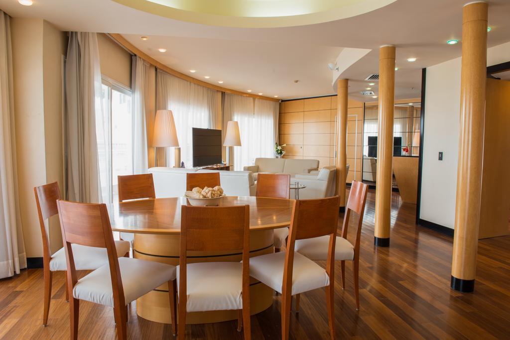 Suite Présidentielle - Penthouse - 200 m²