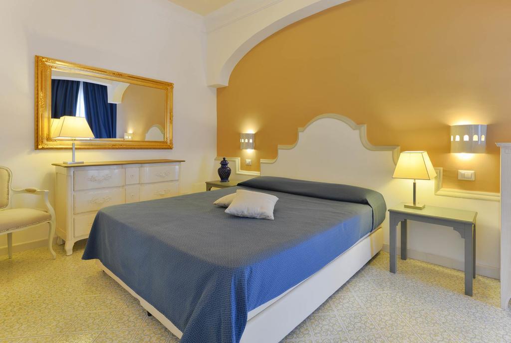 Deluxe Suite,1588066118:JPEG