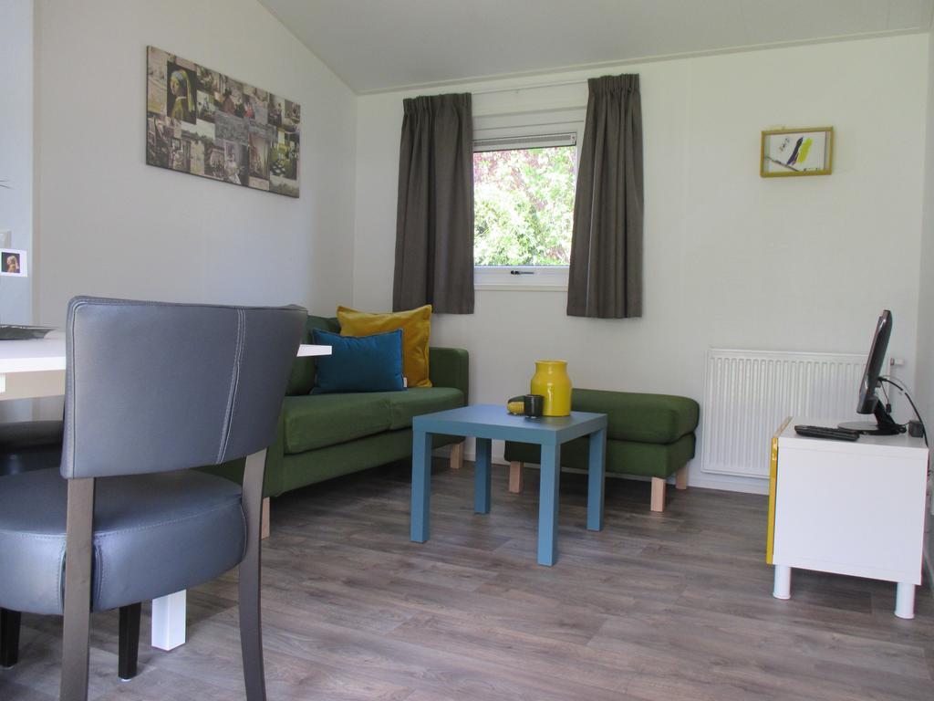 Chalet,331180102:JPEG