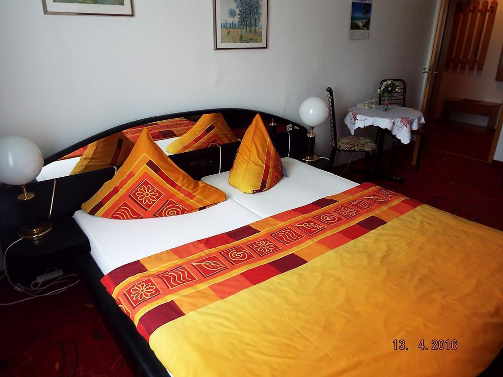 Deluxe Double Room Bath