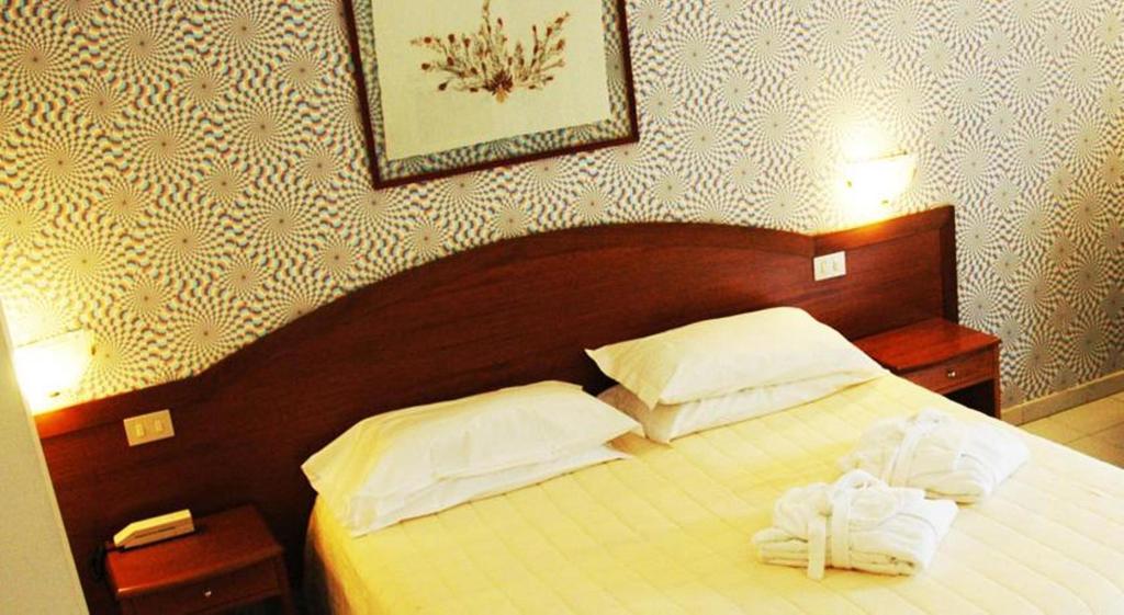 Superior Double Room,400307508:JPEG