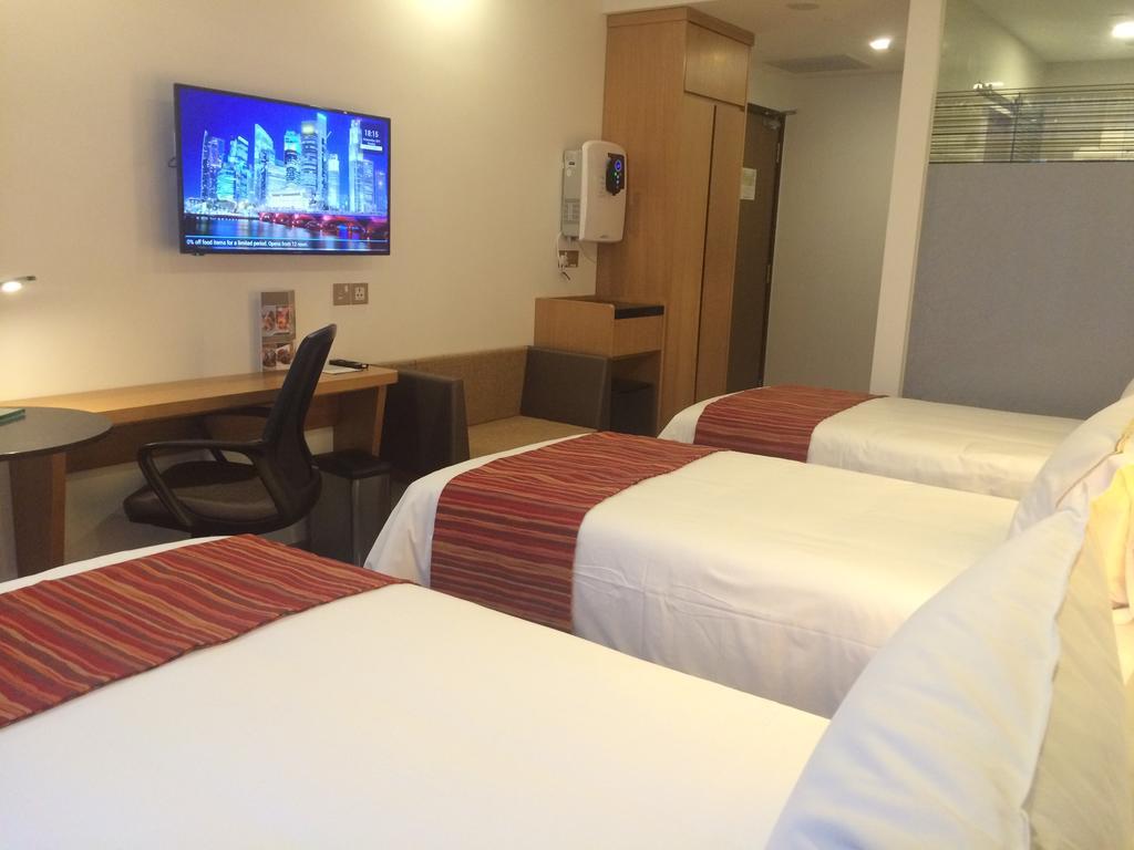Deluxe Triple Room