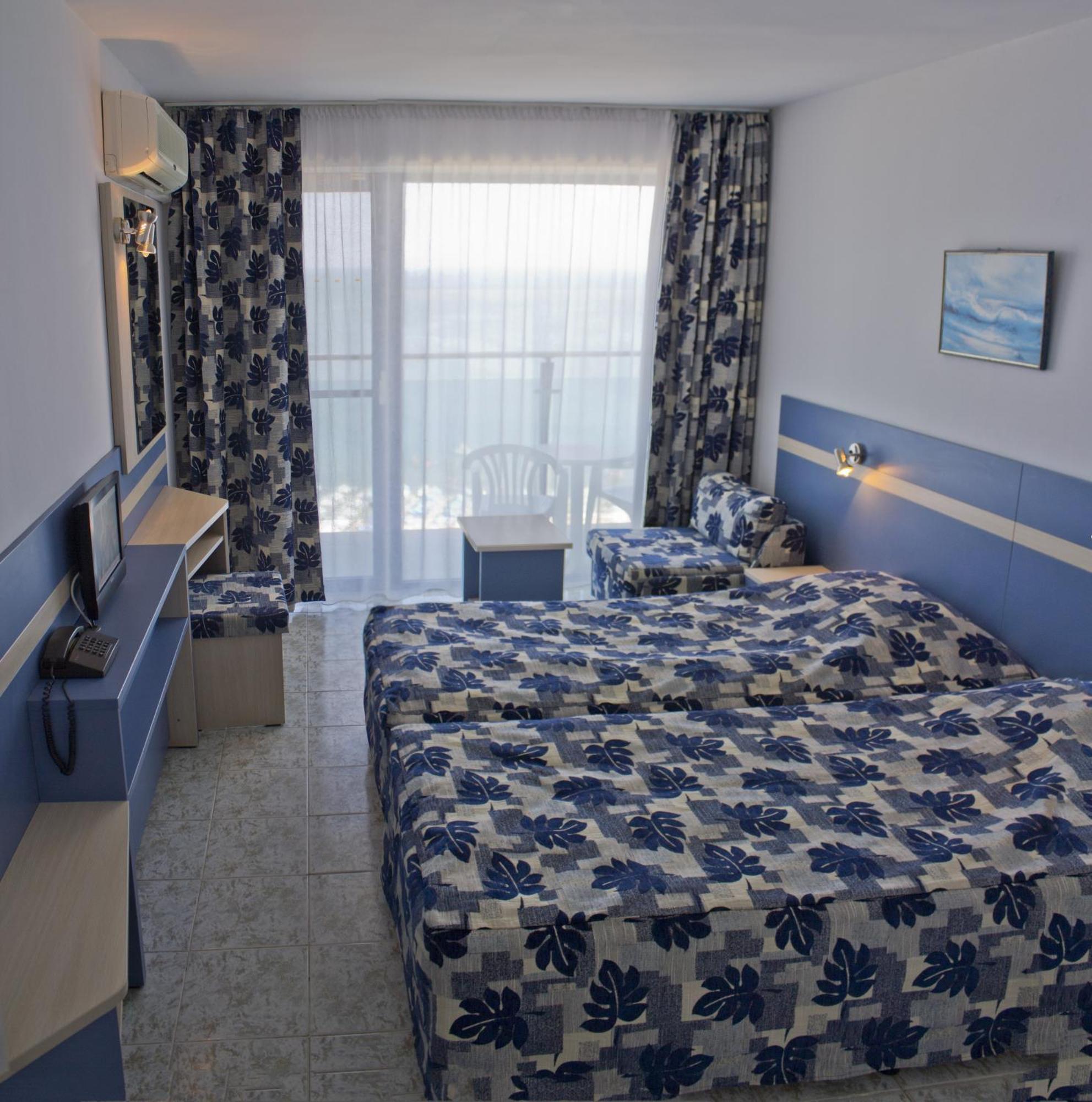 Double or Twin Room Balcony