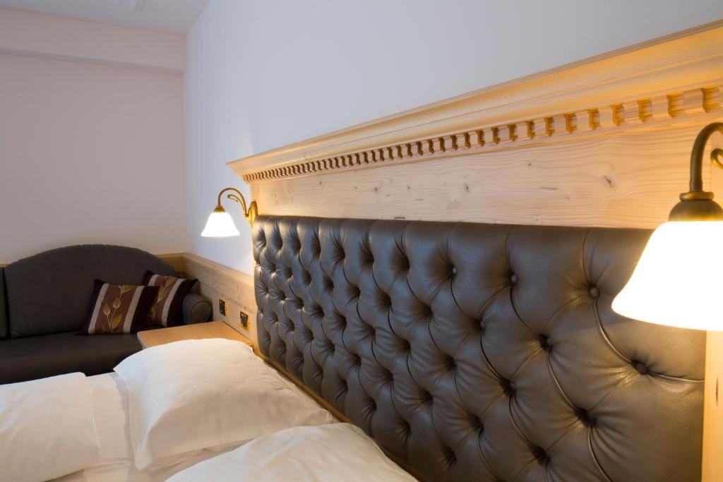 Superior One-Bedroom Apartment Balcony