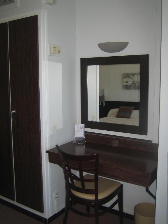 Comfort Double or Twin Room with Balcony,33633007:JPEG