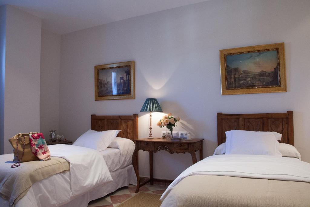 Standard Twin Room,33724243:JPEG