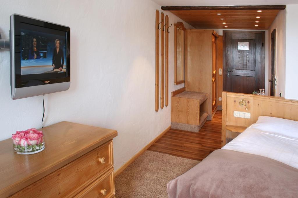 Doppelzimmer Teilweise mit Balkon