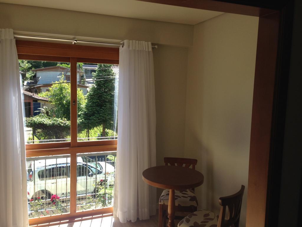 Studio Apartment,761565337:JPEG