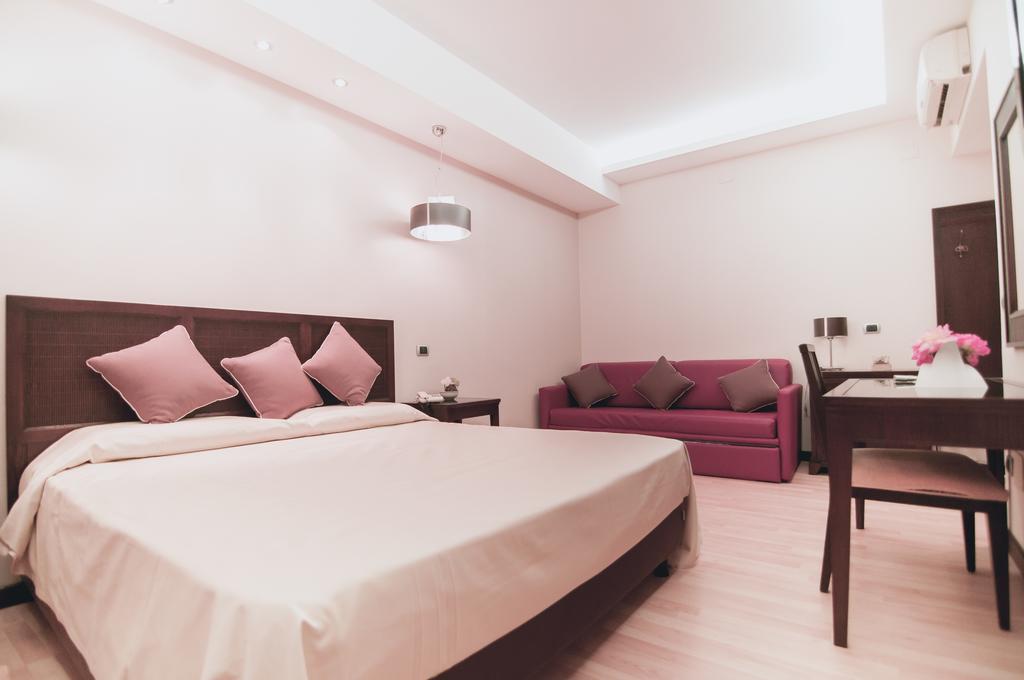 Double or Twin Room,340125577:JPEG