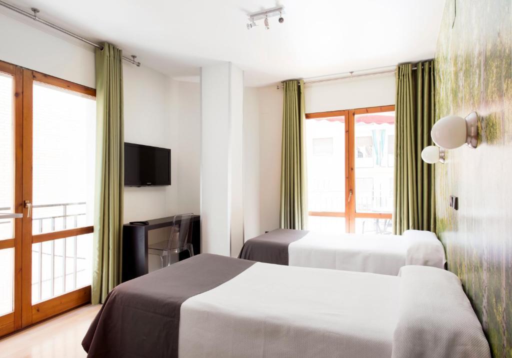 Twin Room Extra Bed