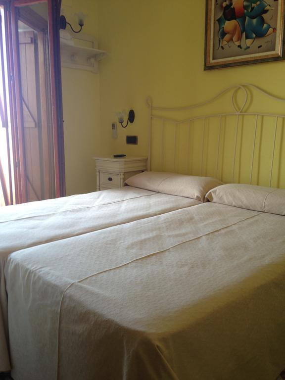 Twin Room Balcony Sea View