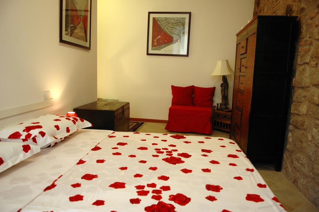 Economy Triple Room