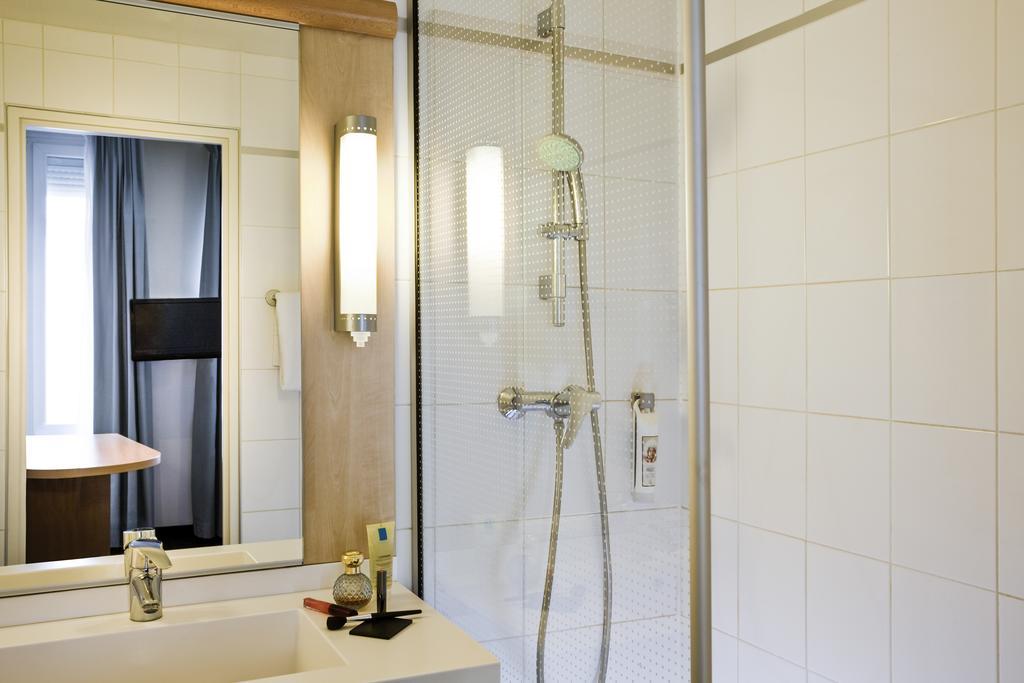 Standard Double Room,343917733:JPEG