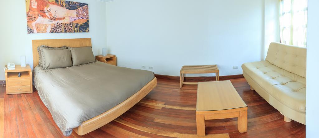 Single Room,685464360:JPEG
