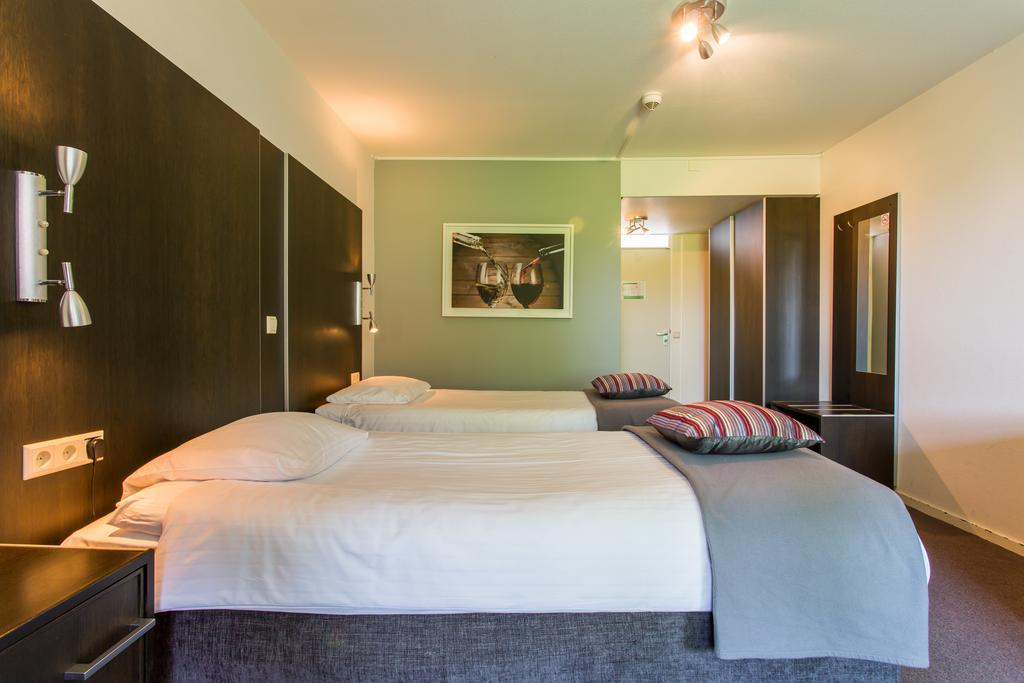 Double Room,345496282:JPEG