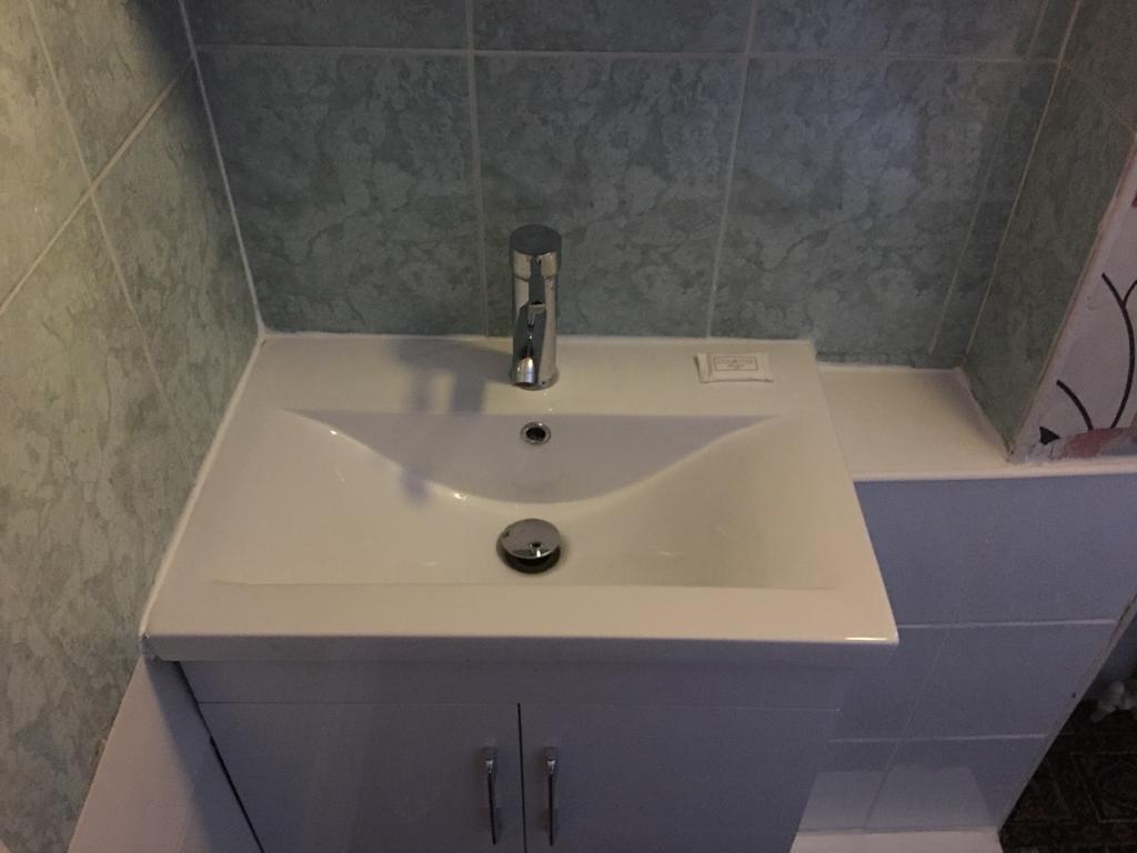 Basic Triple Room,345612505:JPEG