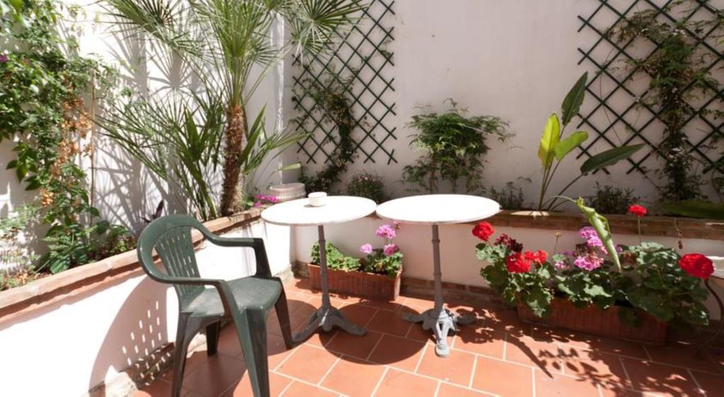 Double Room Patio,684922170:JPEG