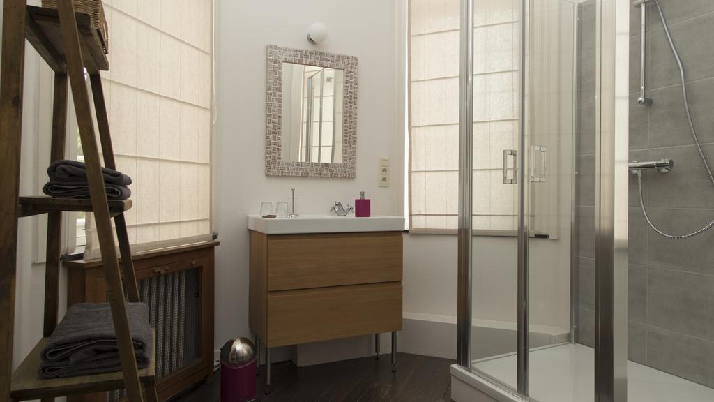 Standard Double Room,352689628:JPEG