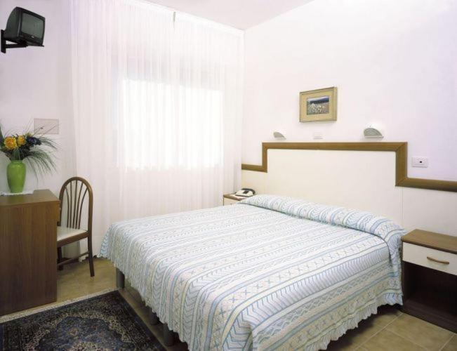 Double Room,361784215:JPEG