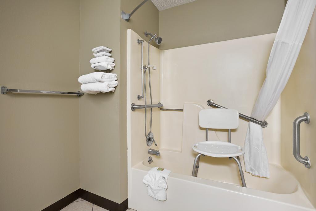 Deluxe Double Room with Two Double Beds - Non-Smoking