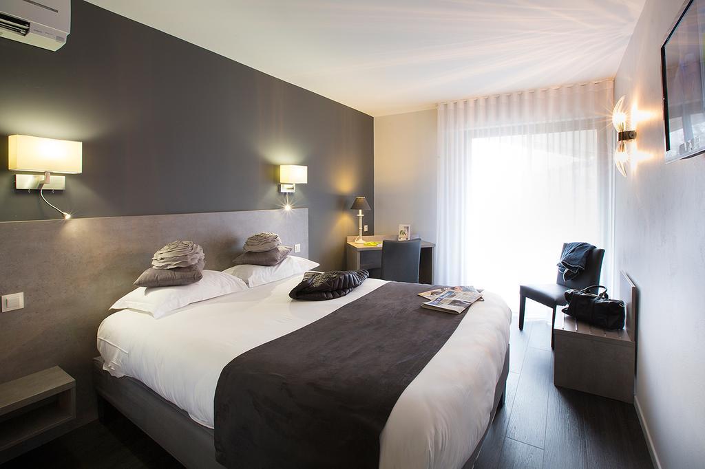 Quadruple Room,373921240:JPEG
