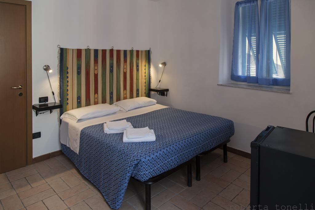 Deluxe Room,367297936:JPEG