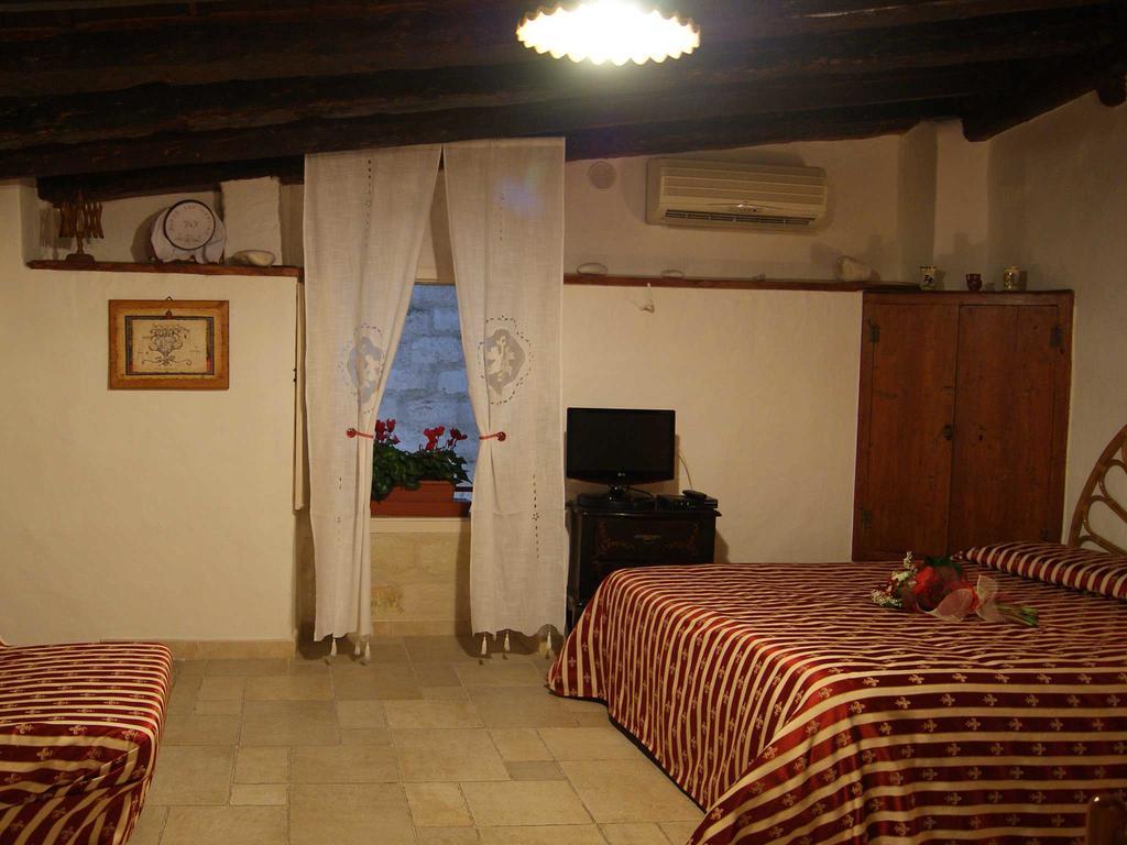 Triple Room,370746478:JPEG