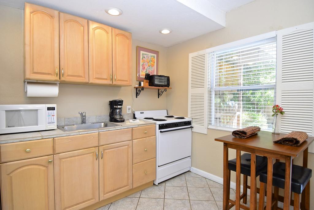 Jasmine One-Bedroom Cottage