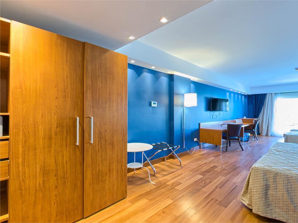 Superior Double or Twin Room with Airport Transfer,370771522:JPEG