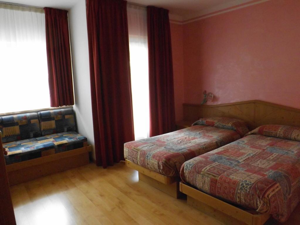 Standard Double or Twin Room Balcony