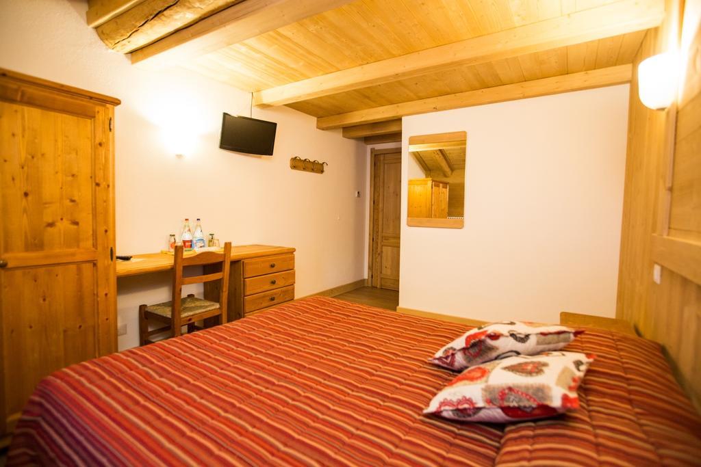 Classic Double or Twin Room,371179150:JPEG