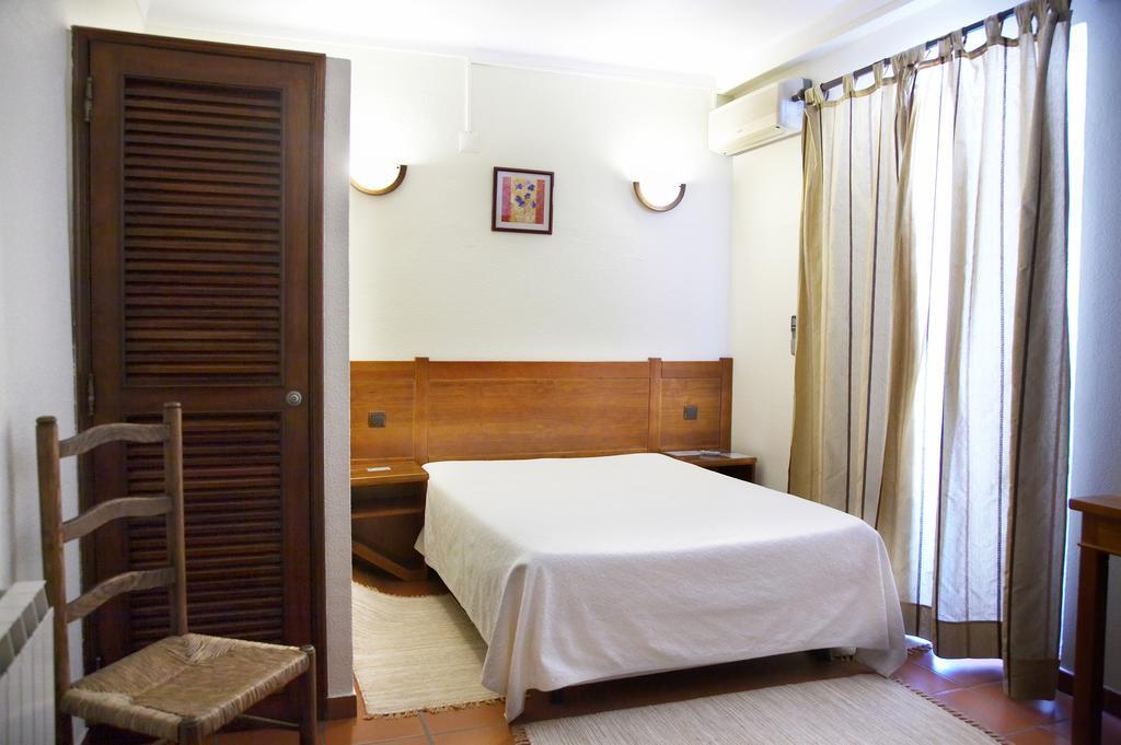 Double Room,736610383:JPEG