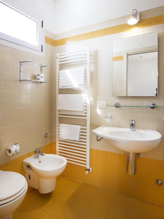 Studio Apartment,398612445:JPEG