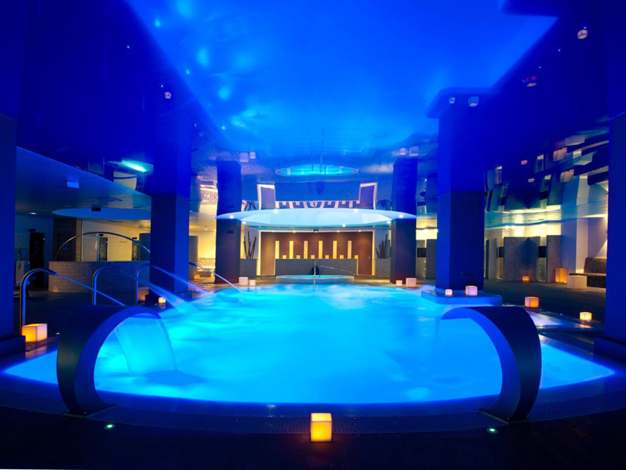 Double or Twin Room with Spa Access (2 Adults)