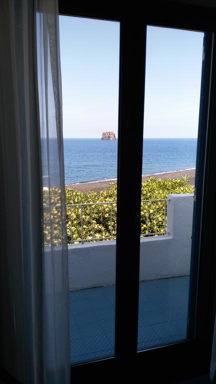 Standard Triple Room Sea View,398139978:JPEG