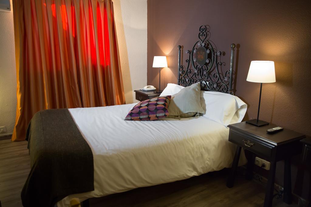 Single Room,1207827652:JPEG