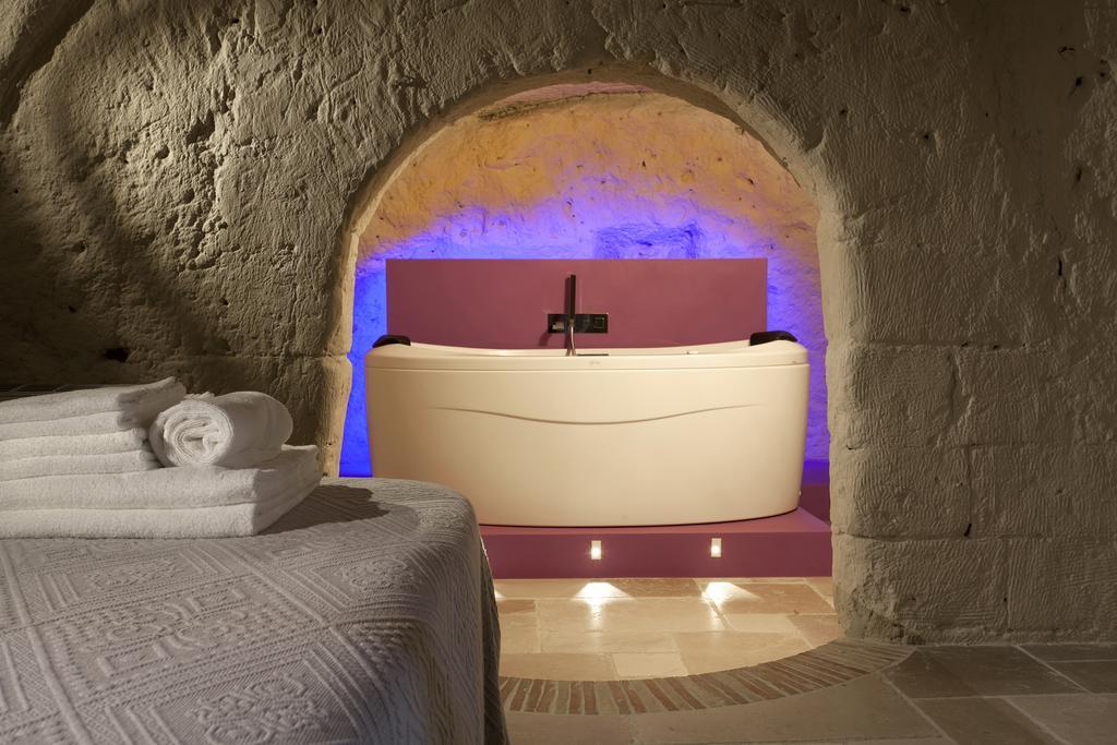 Suite Spa Bath