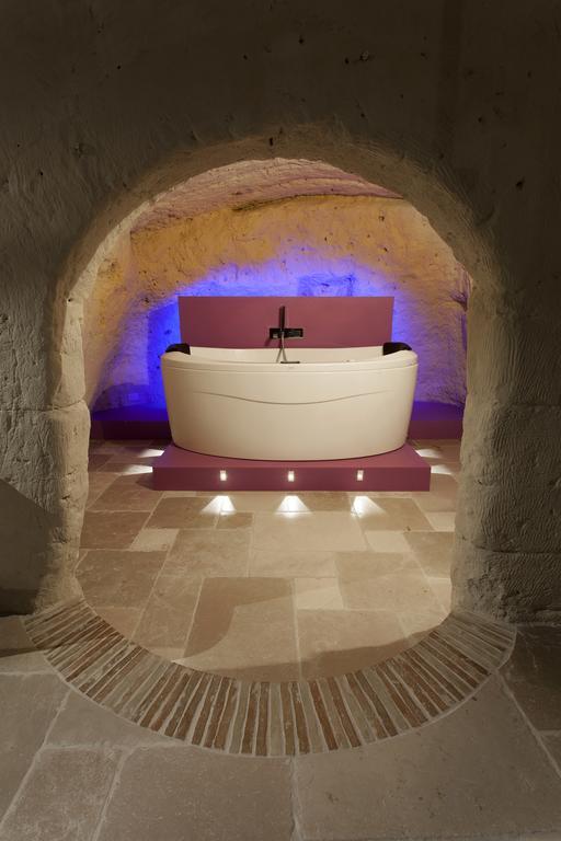 Suite Spa Bath