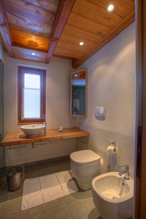 One-Bedroom Apartment,378081700:JPEG