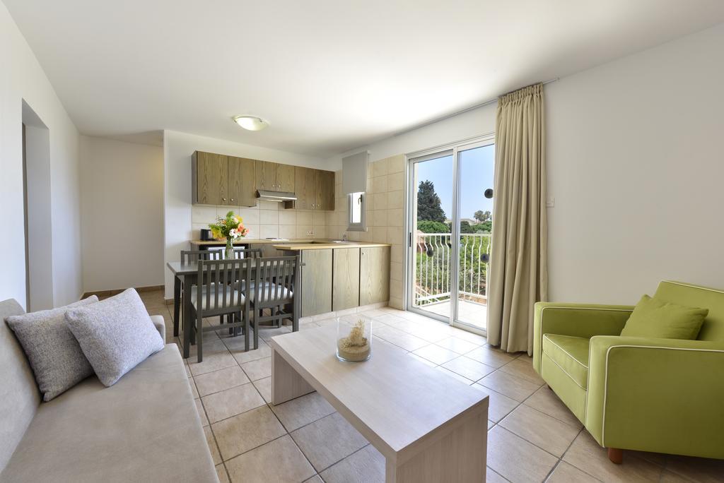 Superior One-Bedroom Apartment