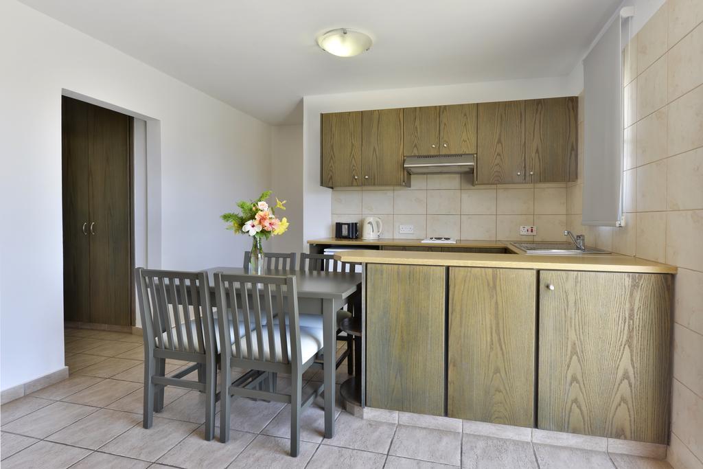 Superior One-Bedroom Apartment