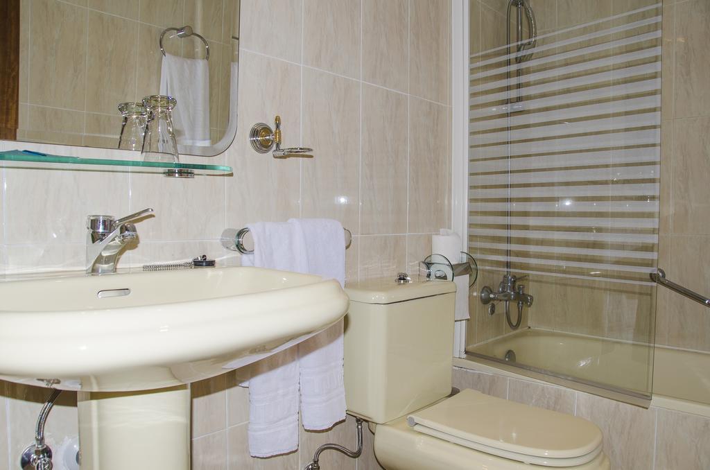 Two-Bedroom Apartment,1002293565:JPEG