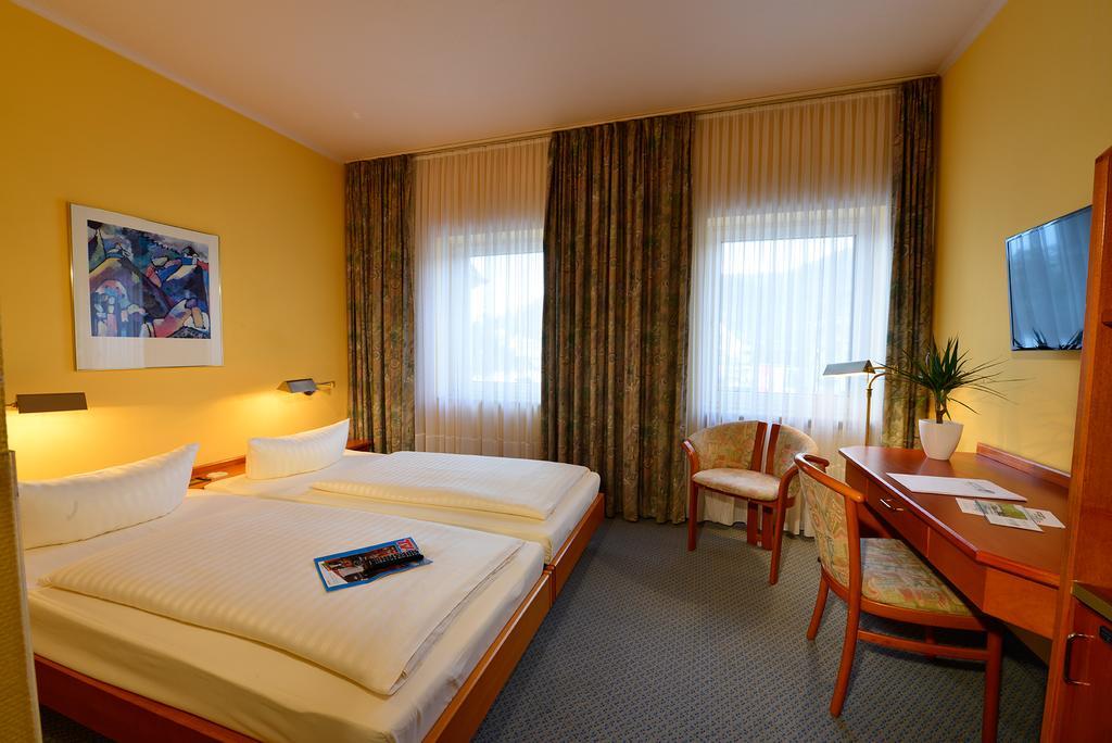 Double Room,660914703:JPEG
