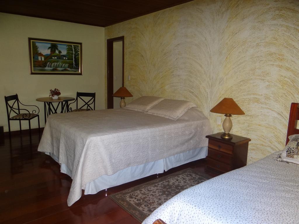 Standard Triple Room,379371478:JPEG