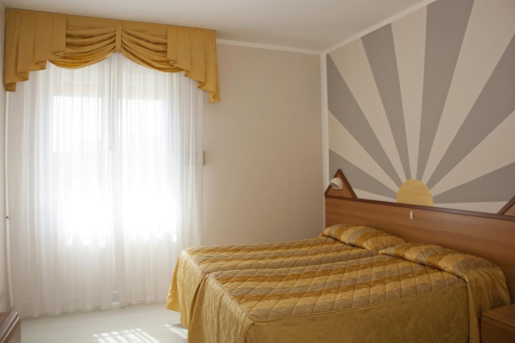Budget Double or Twin Room,15303817:JPEG