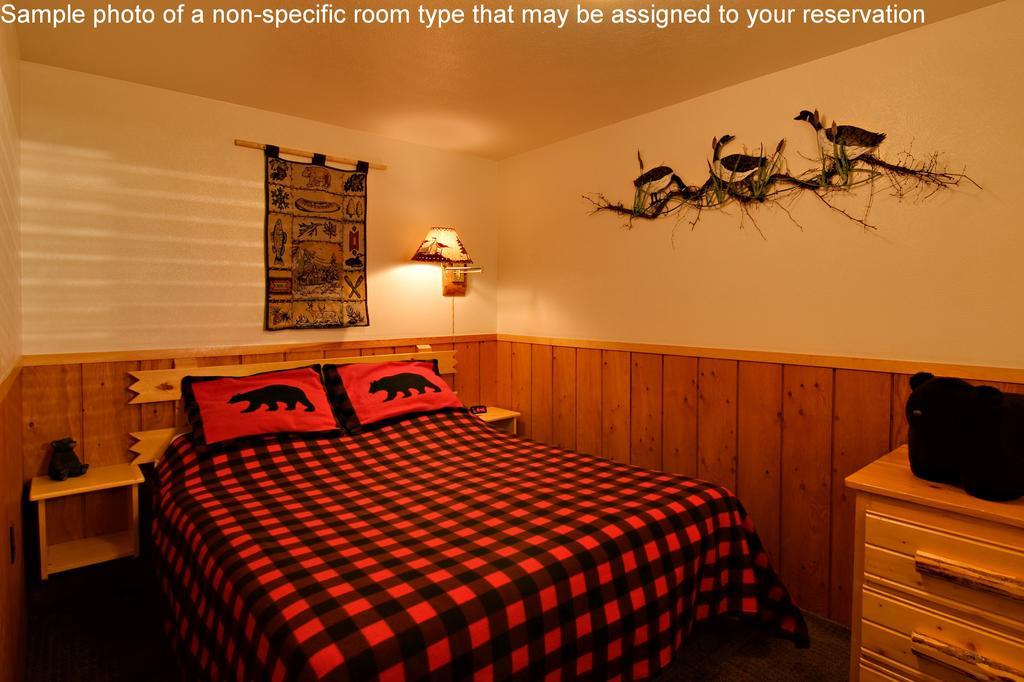Queen Room