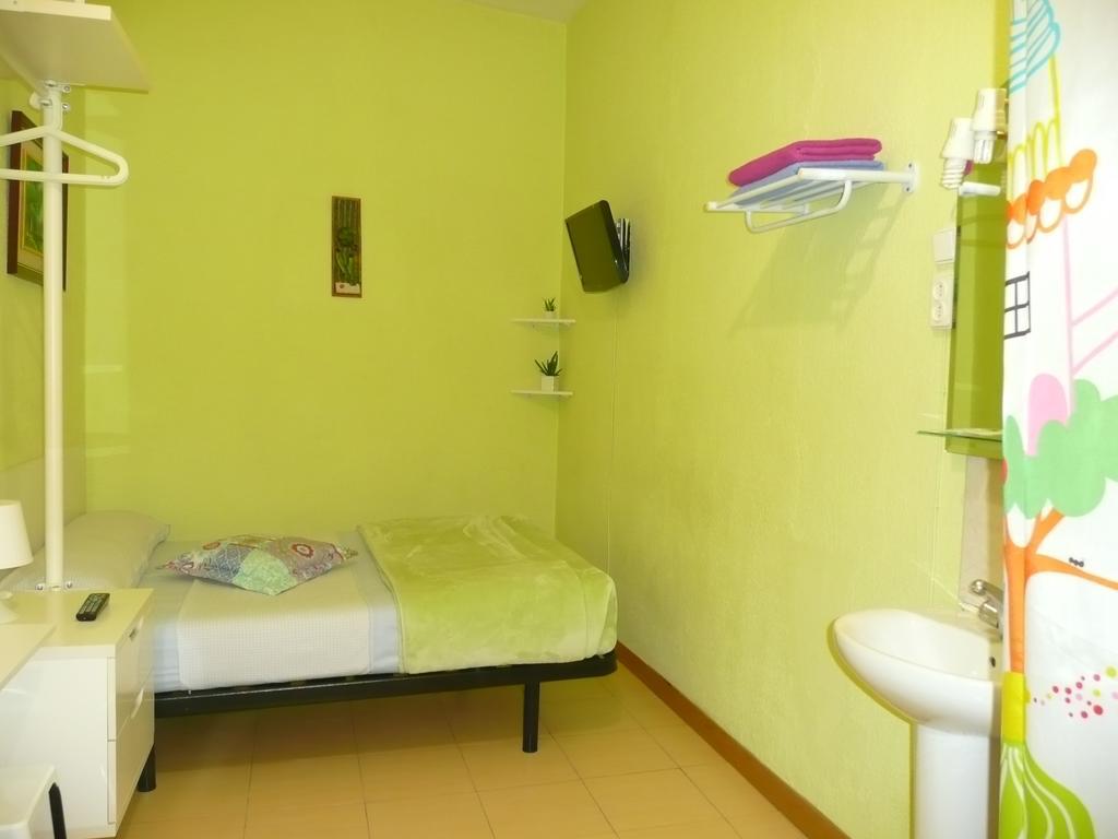 Double Room Shower