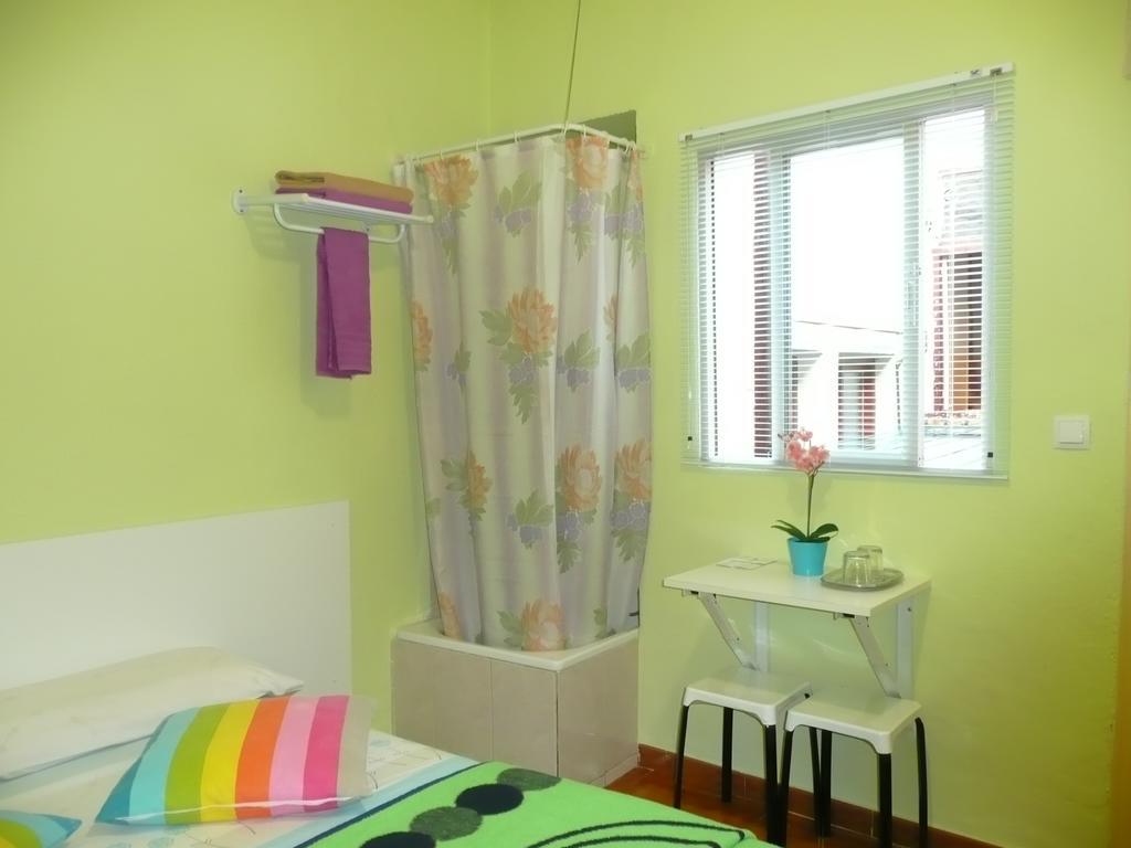 Double Room Shower
