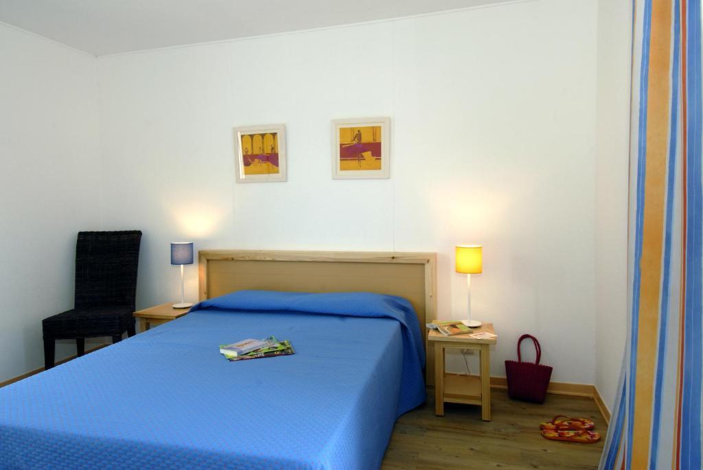 Three Room Apartment,401938998:JPEG